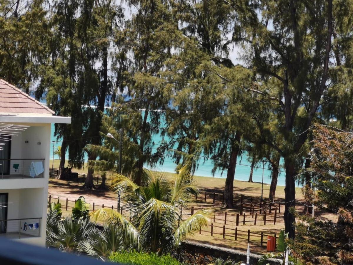 Rayon Vert Bleuphorie Beach Apartment Flic-en-Flacq Dış mekan fotoğraf